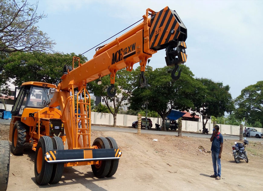 Cranes on Hire 10 tons Hydra